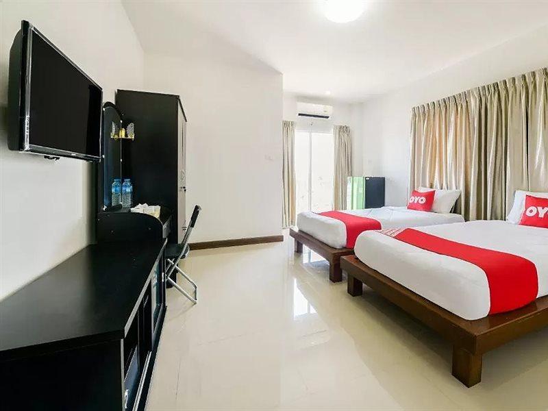 Hotel Oyo 350 Mae Saeng Place 2*