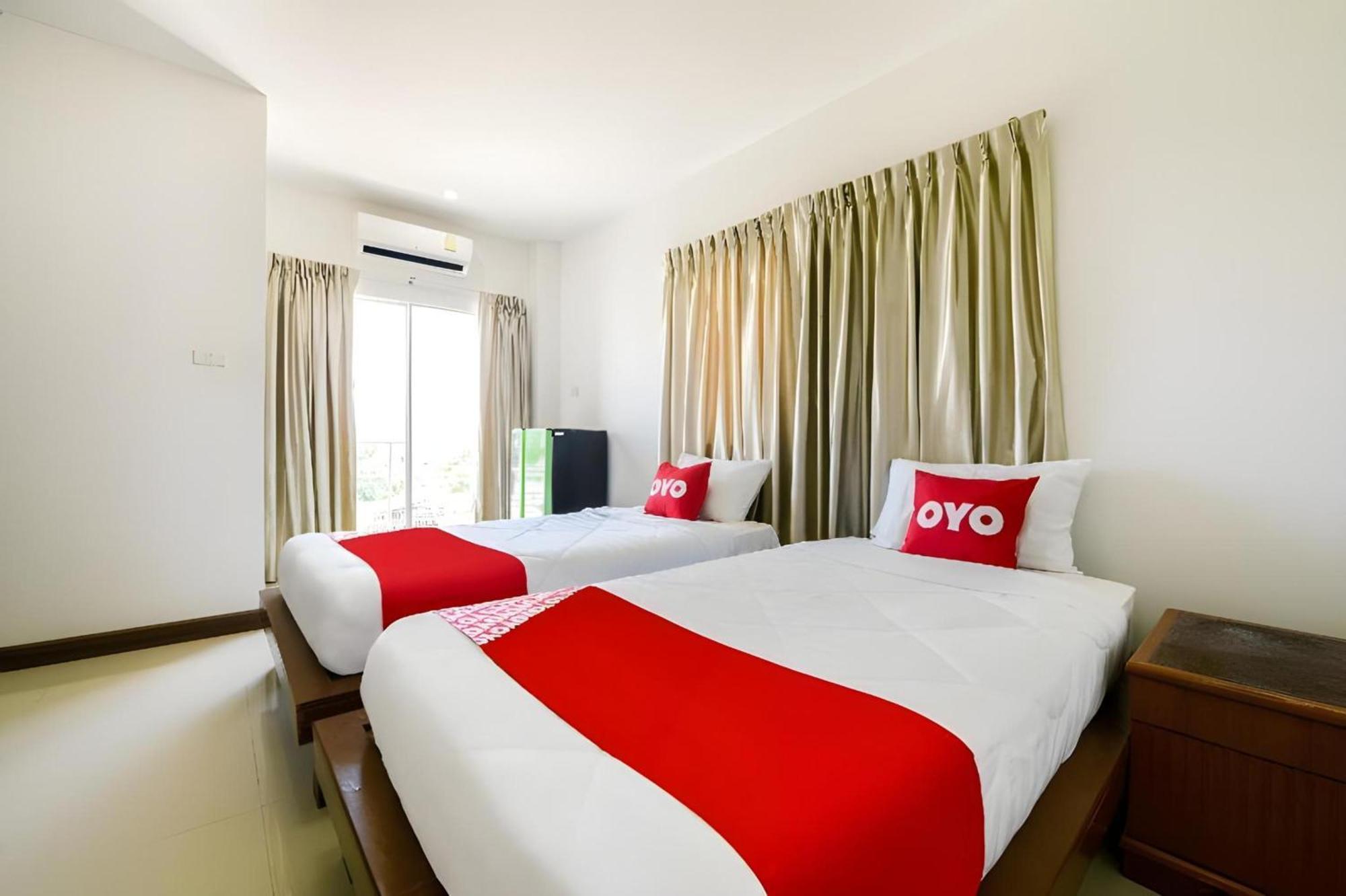 Oyo 350 Mae Saeng Place 2* Si Racha